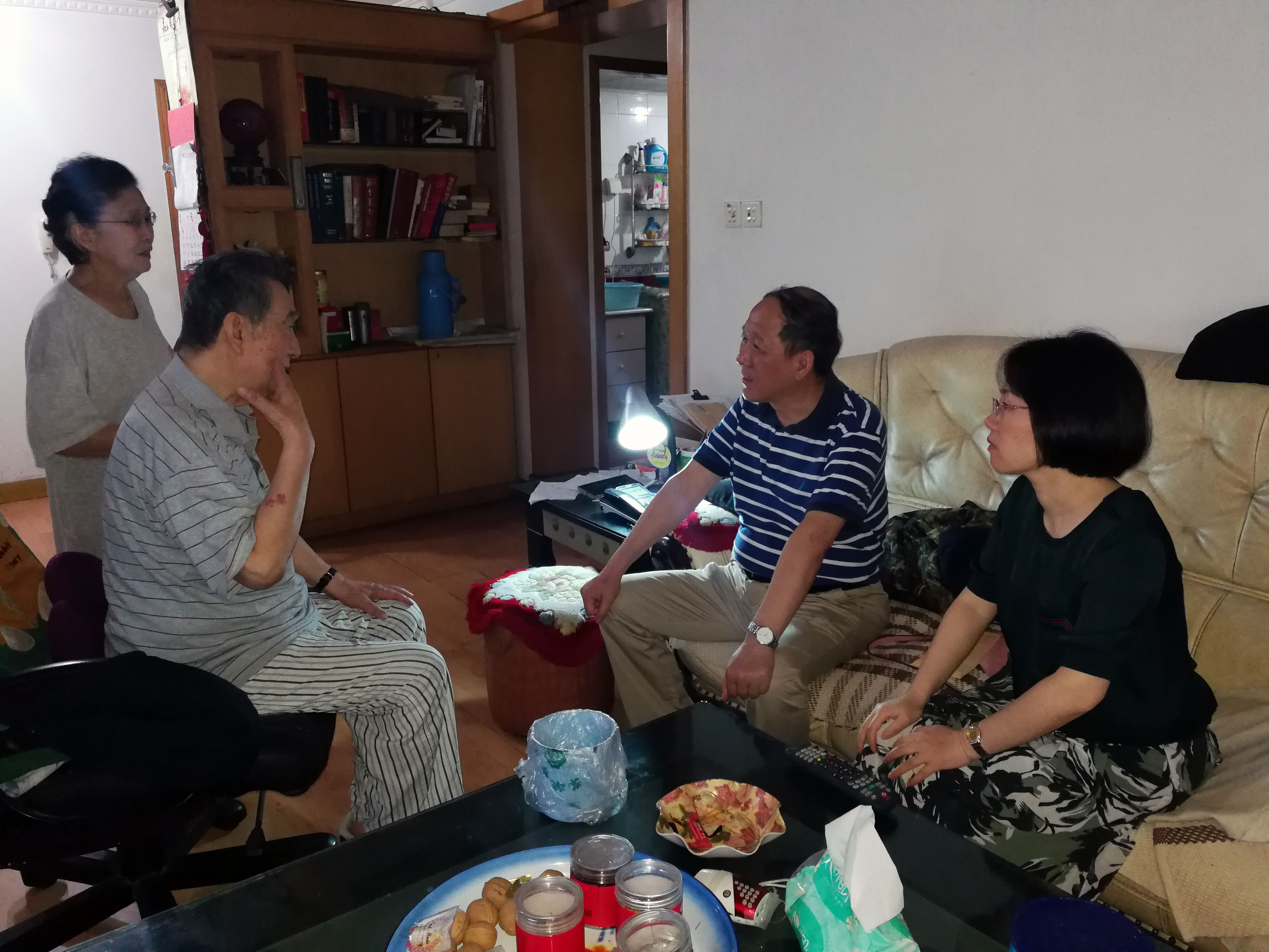 3.慰问熊朝柱.jpg